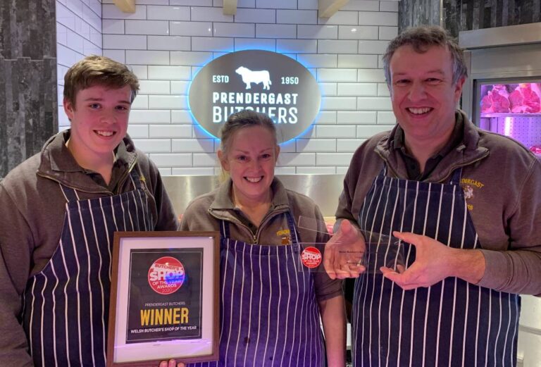 About Us Family image 768x521